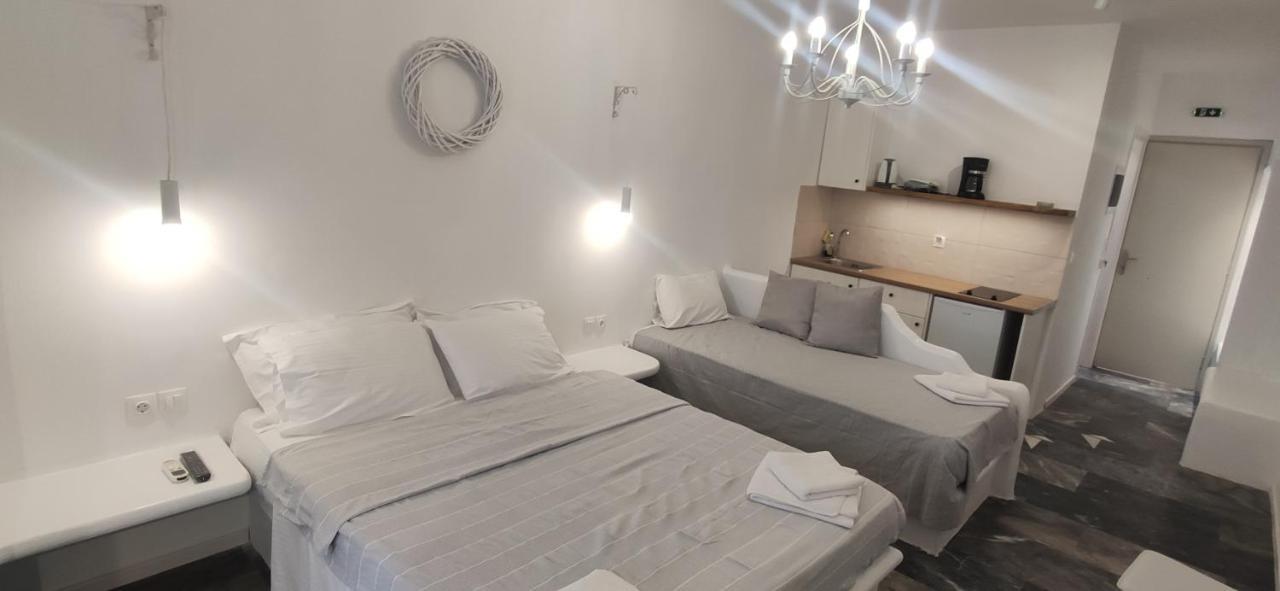 Nora Norita Aparthotel Batsi Eksteriør bilde