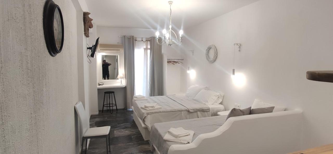 Nora Norita Aparthotel Batsi Eksteriør bilde
